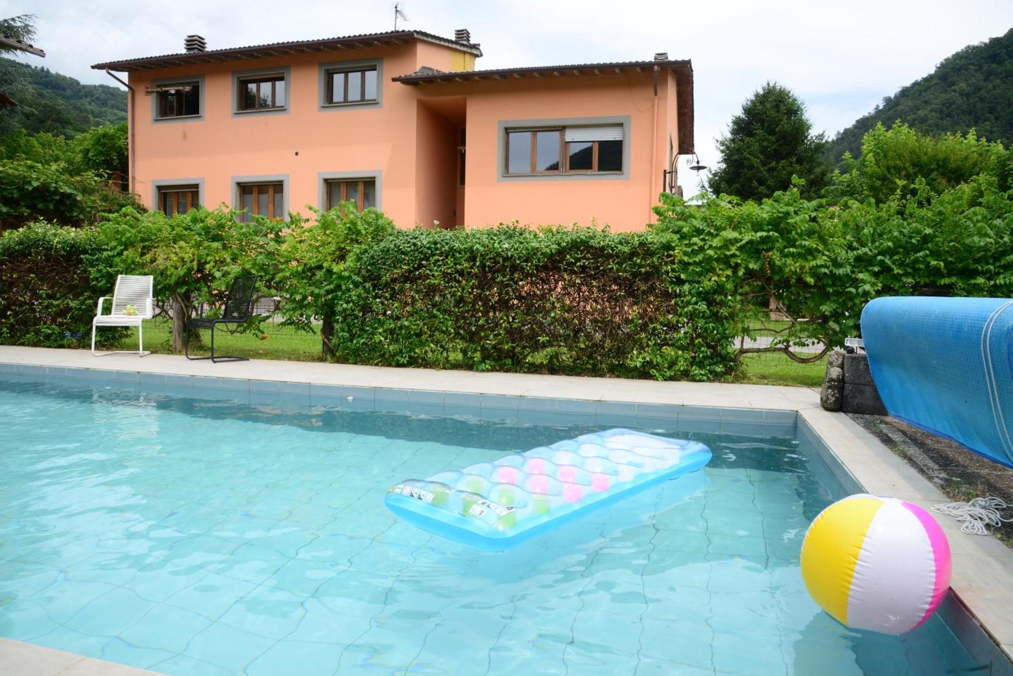 Вилла Casa Hydrangea Con Piscina E Giardino Баньи-ди-Лукка Экстерьер фото